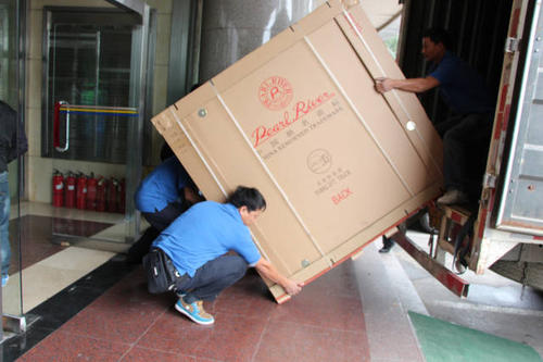 南林乡钢琴贵重工艺品无忧运